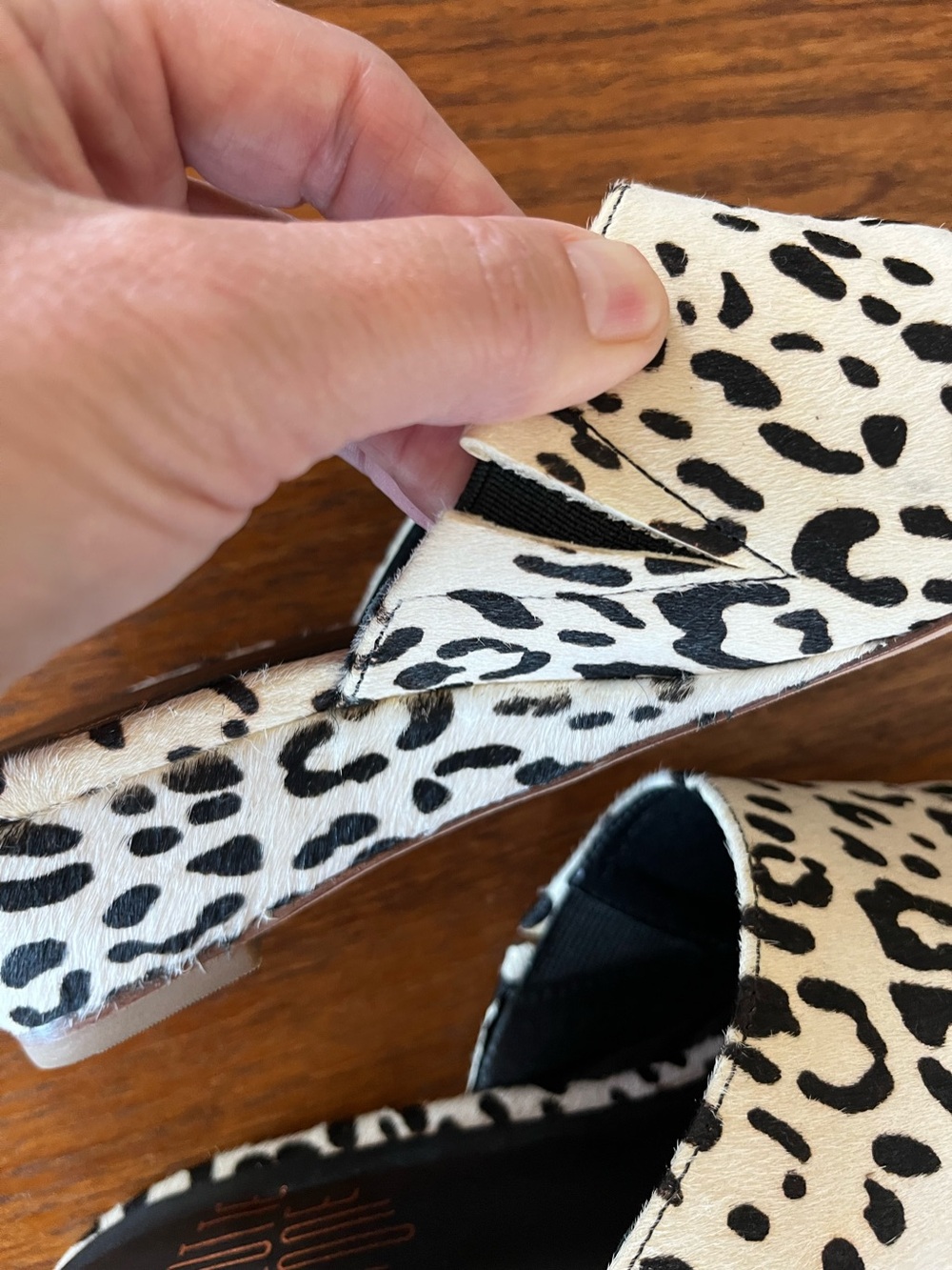 Charlotte Stone “Snow Leopard” Calf Hair Mules/ Flats • Size 7 • Vero Cuoio - Picture 6 of 8
